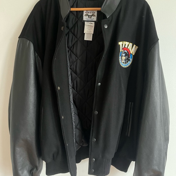 Vintage Avon Sportwear Jacket / Toronto Canada / Titan Construction Jacket - Picture 8 of 8